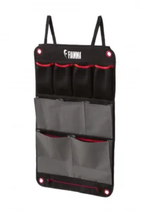 Zwarte Fiamma Pack Organizer S met grijze en rode opbergvakken en ophanglussen