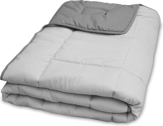 Opgevouwen grijs Walra Travel Bed-in-Bag dekbed